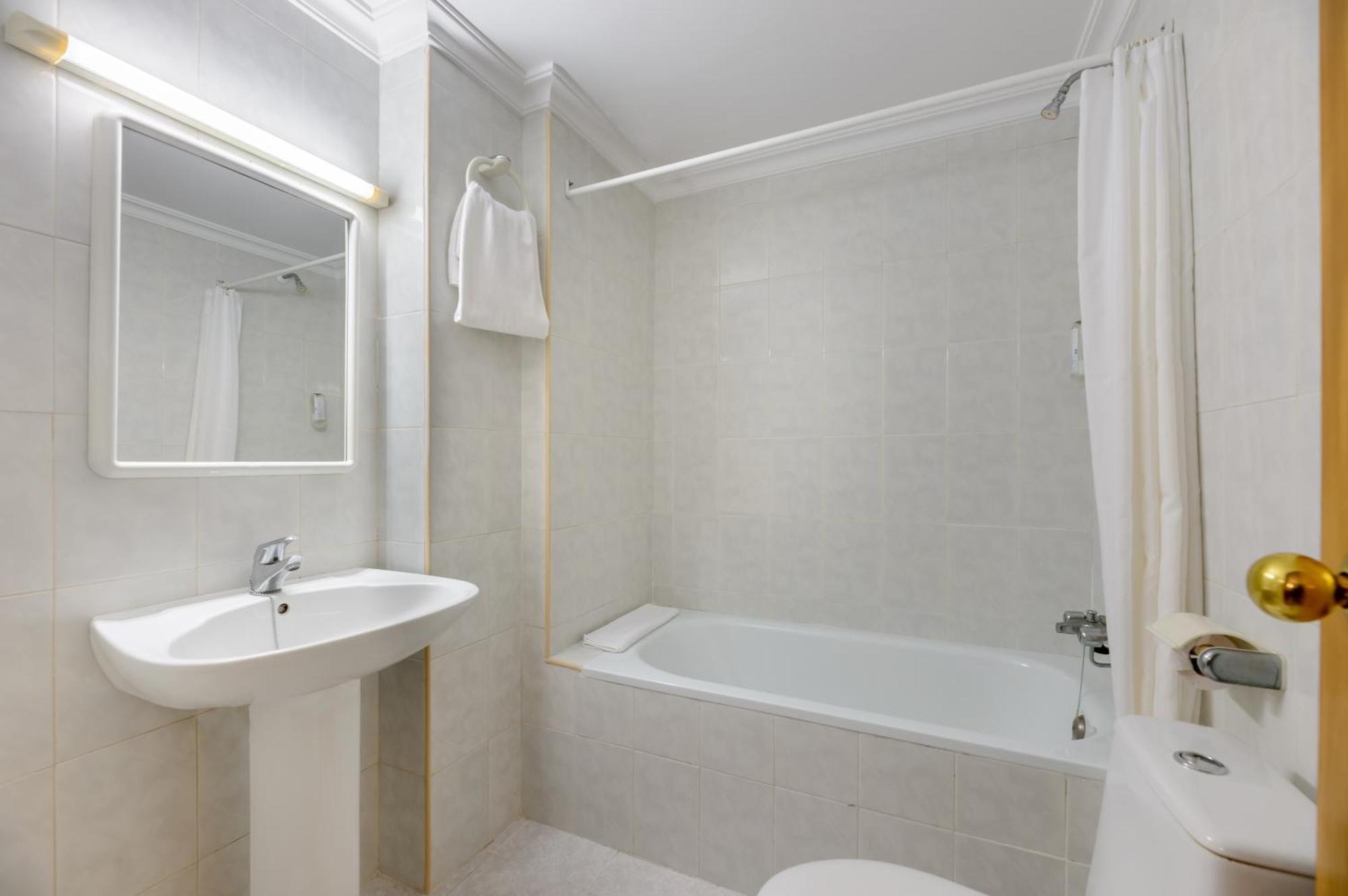 Hotel Vibra Vila Ibiza Town Luaran gambar