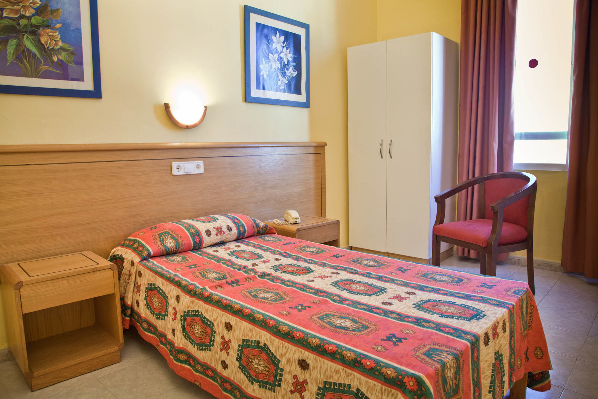 Hotel Vibra Vila Ibiza Town Luaran gambar