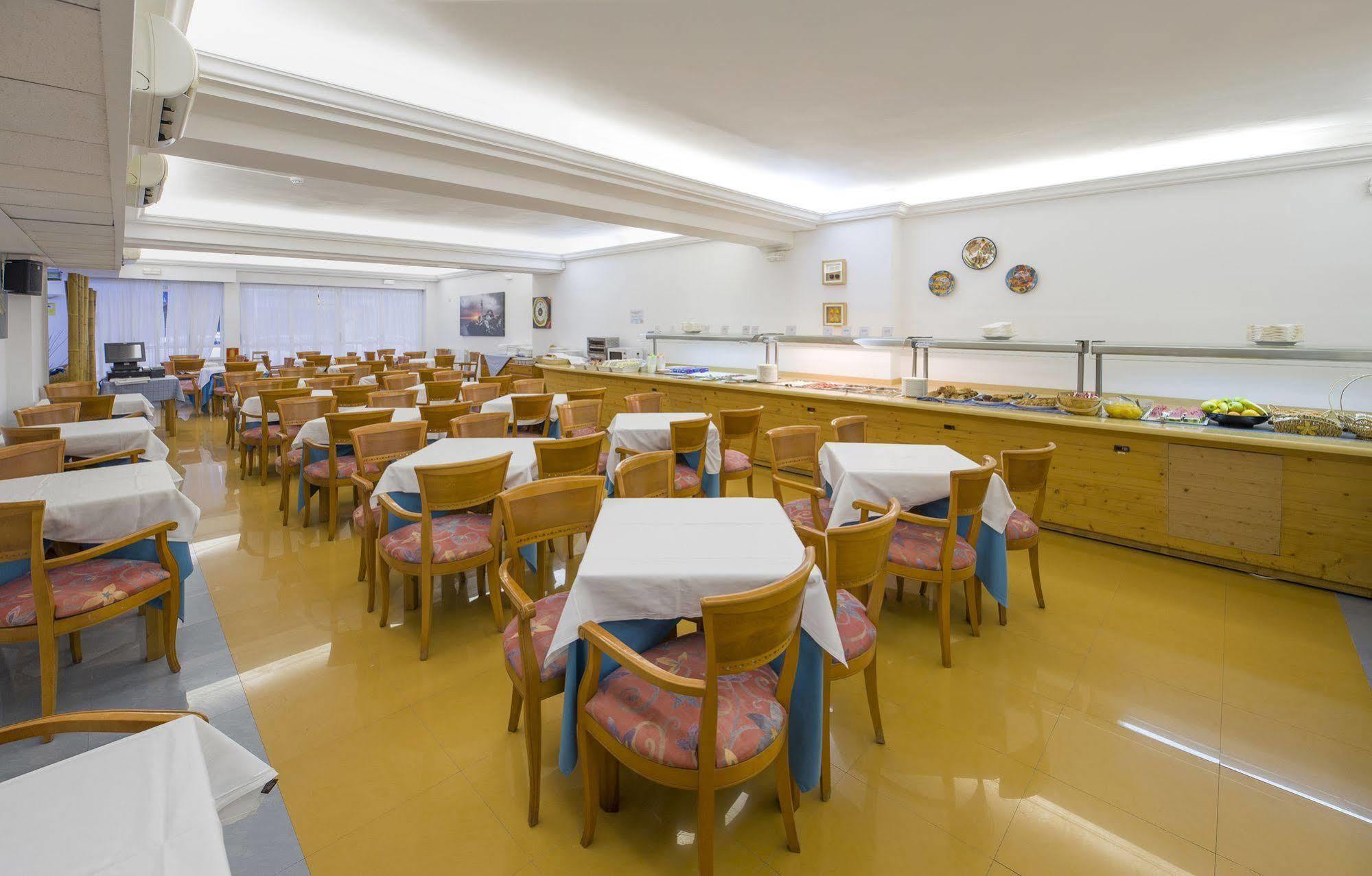 Hotel Vibra Vila Ibiza Town Luaran gambar
